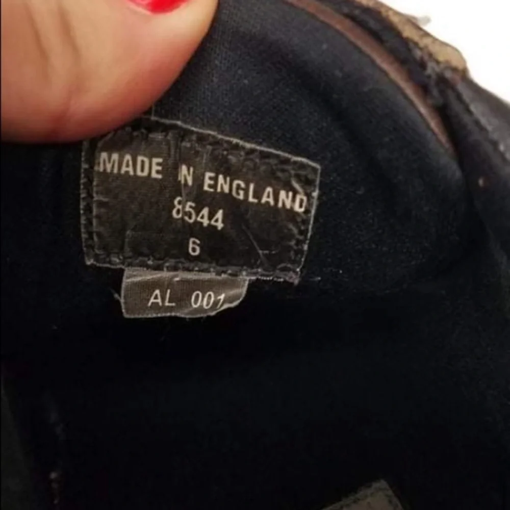 Y2K DR.MARTENS MADE IN ENGLAND UNISEX - Picture 9 of 12